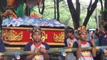 Mengarak Ogoh-ogoh di Bali, Seru Banget!