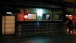 Mengejar Geisha di Gion Corner, Jepang