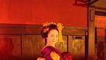 Mengejar Geisha di Gion Corner, Jepang