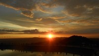 Sunset yang cantik