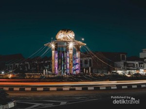 Mengenal Batu Satam yang Ikonik dari Pulau Belitung