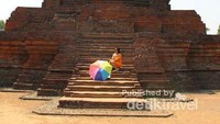 Lubang pada tubuh candi seperti pintu untuk menuju bagian dalam candi.
