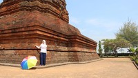 Candi Brahu merupakan salah satu peninggalan budaya Budha.