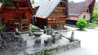 Tempat duduk raja yang terbuat dari batu (dok. detikTravel)