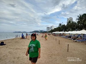 Mengenal Nha Trang, Kota Pantai di Vietnam
