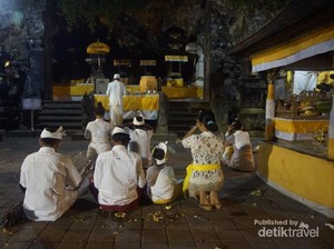 Mengenal Nyegara Gunung, Simbol Kesakralan Laut dan Gunung