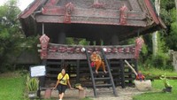 Sopo sebagai tempat penyimpanan padi