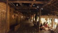 Dalam Rumah Betang Panjang, Desa Ulok Palin