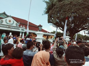 Mengenang Euforia Grebeg Keraton Yogyakarta