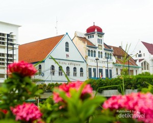 Mengenang Kejayaan Batavia Lama yang Tetap Eksis