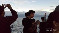 Laskar Gerhana sibuk mengabadikan momen terjadinya GMT