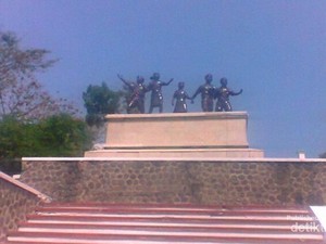 Mengenang Pembantaian PKI di Monumen Kresek Madiun