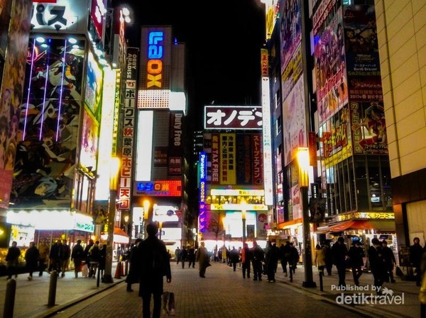 Menggapai Mimpi Liburan Ke Jepang Dengan Biaya Pas Pasan Menggapai Mimpi Liburan Ke Jepang Dengan Biaya Pas Pasan