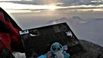 Menggapai Puncak Gunung Api Tertinggi di Asia Tenggara