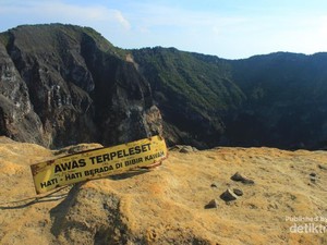 Menggapai Puncak Tertinggi Jawa Barat