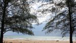 Menghabiskan Weekend di Pantai Pasie Jambak, Padang
