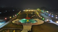 View malam hari (The Highland Park Resort)