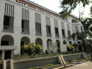 Mengingat Sejarah Gedung Peninggalan Belanda di Medan