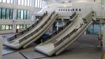 Mengintip Latihan Pramugari Cantik Singapore Airlines