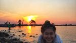 Mengintip Pantai Eksotis di Balik Bandara Ahmad Yani
