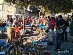 Mengintip Pasar Maling di Portugal