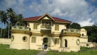 Istana Kantor kerajaan Riau, salah satu situs peninggalan sejarah.
