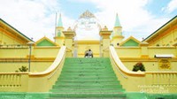 Masjid Raya Sultan Riau.