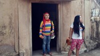 Pintu menuju gorong gorong tempat ibadah