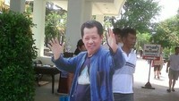 Chalermchai Kositpipat, sang seniman nyentrik