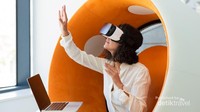 Ilustrasi Virtual Travel.