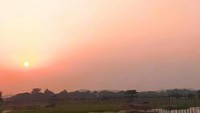 Sunset di U Bein Brigde Amarapura, salah satu sunset terindah di Kota Mandalay