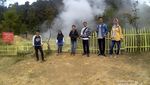 Mengunjungi Wisata Kawah Air Mendidih Dataran Tinggi Garut