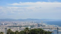Satu sisi kota Barcelona dilihat dari Castelle de Montjuic