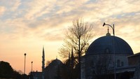 Masjid Biru (Sultan Ahmed) pada saat senja.