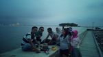 Menikmati Gemerlap Jakarta dari Pulau Onrust Waktu Itu