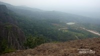 Pesona alam Gunungkidul tampak dari puncak Nglanggeran