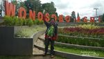 Menikmati Hijaunya Alun - alun Wonosobo