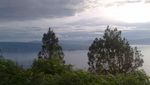 Menikmati Indahnya Danau Toba dari Bukit Simarjarunjung