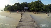 Sore hari di Pulau Kelagian