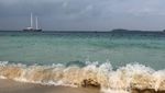 Menikmati Indahnya Pantai-pantai di Mentawai