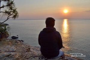 Menikmati Indahnya Senja di Koh Samet, Thailand