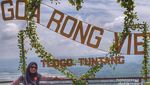 Menikmati Keindahan Alam dari Ketinggian Goa Rong