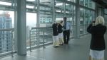 Menikmati Keindahan Kuala Lumpur dari Menara Petronas