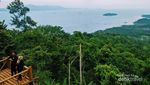 Menikmati Keindahan Pesisir Lampung dari Ketinggian