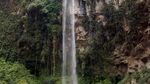 Menikmati Keselarasan Alam di Grojogan Sewu, Jateng