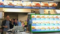 bersama Ibu Wardani, owner Waroeng Wardani