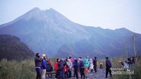 Banyaknya wisatawan lokal hingga mancanegara yang berkunjung