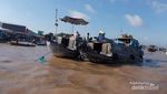 Menikmati Pagi di Pasar Terapung Sungai Mekong