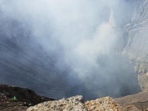 Menikmati Pesona Gunung Bromo Lebih Dekat
