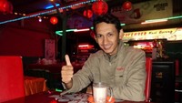 treveler bersama bandrek susu nya :)